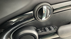 MINI Hatchback 1.5 Cooper Classic Premium 5dr Auto Petrol Hatchback